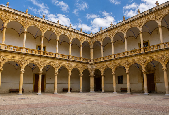 Patio del Real Colegio Mayor