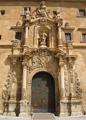 Portada del Real Colegio Mayor